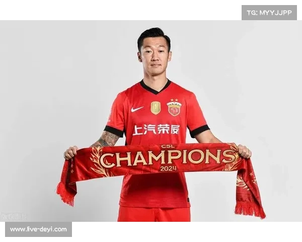 上海海港离队潮九人离队，阵容重组引发争冠前景讨论